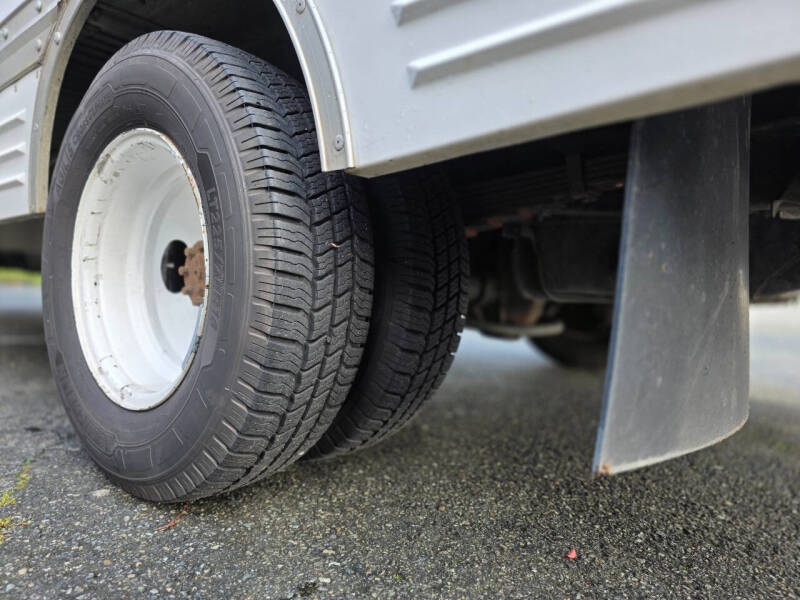 2007 Ford E-Series E-450 SD