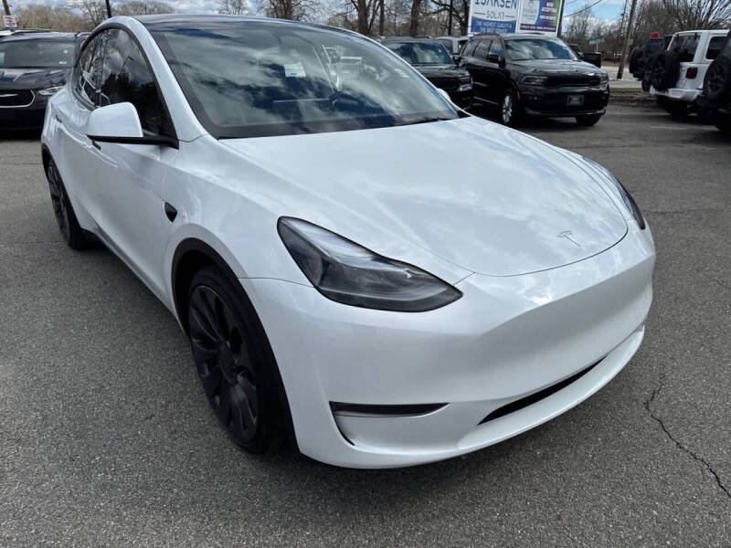 2025 Tesla Model Y Performance