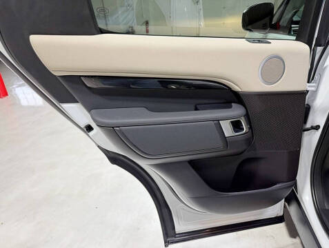 2017 Land Rover Discovery SE