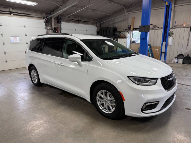 2022 Chrysler Pacifica Touring L