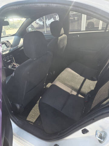 2017 Mitsubishi Lancer ES
