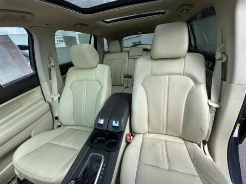 2013 Lincoln MKT