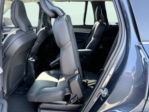 2025 Volvo XC90 T8 Ultra Bright Theme 6P