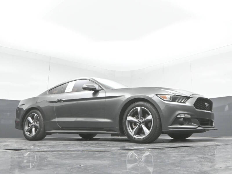 2016 Ford Mustang V6