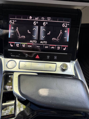 2019 Audi e-tron quattro Premium Plus