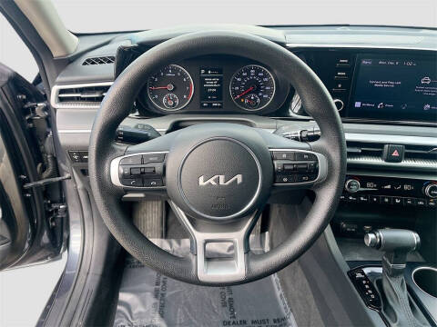 2023 Kia K5 LXS