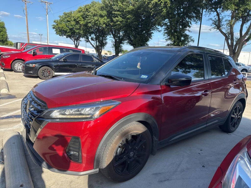 2021 Nissan Kicks SR