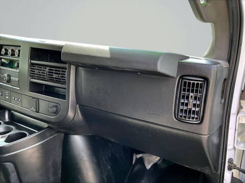 2021 Chevrolet Express 2500