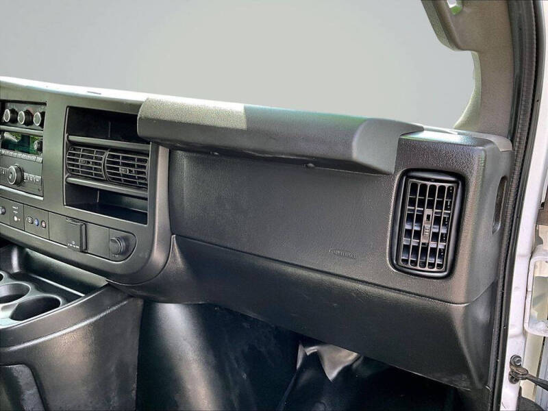 2021 Chevrolet Express 2500