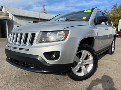2014 Jeep Compass for sale at Auto Mercado in Clovis CA