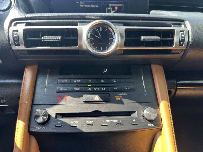 2021 Lexus RC 300