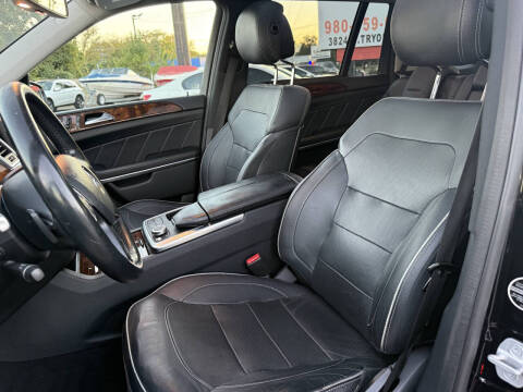 2013 Mercedes-Benz GL-Class GL 550 4MATIC