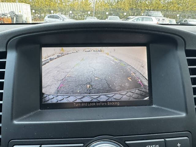 2008 Nissan Pathfinder SE