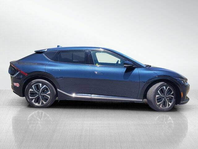 2023 Kia EV6 Wind