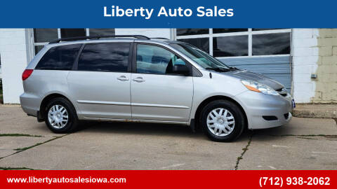 2008 Toyota Sienna for sale at Liberty Auto Sales in Merrill IA