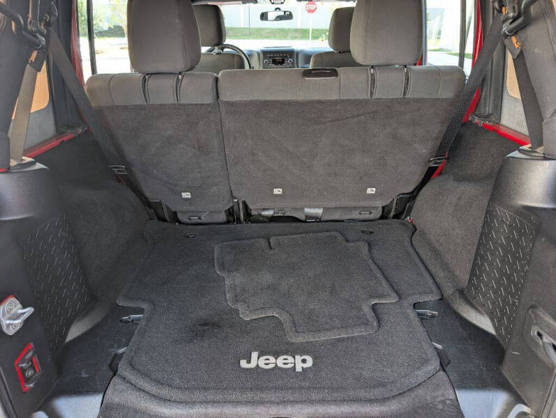 2012 Jeep Wrangler Unlimited Sport