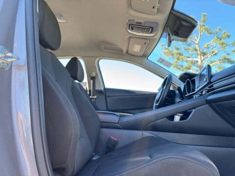 2022 Hyundai Elantra