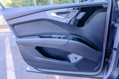 2024 Audi Q4 e-tron quattro Premium Plus 55