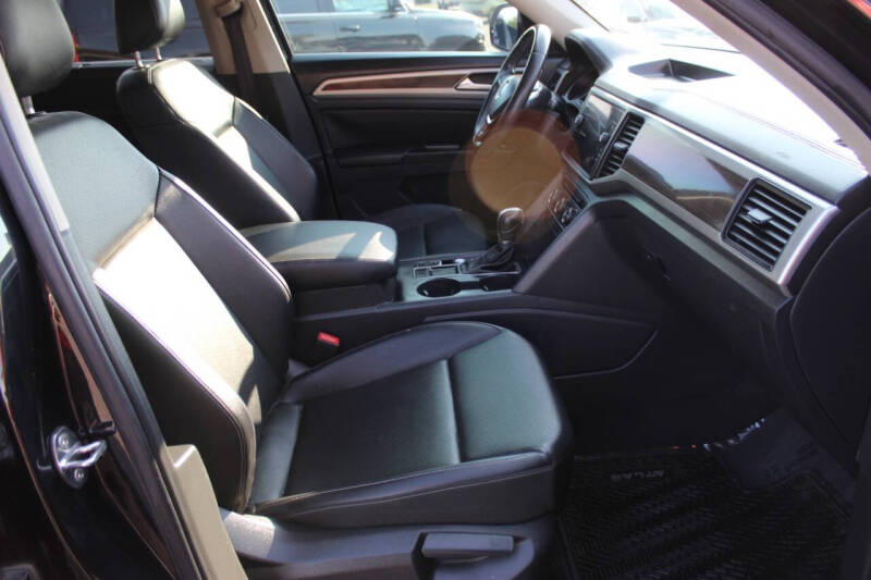 2018 Volkswagen Atlas V6 SE