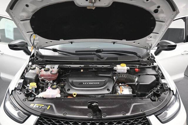 2024 Chrysler Pacifica Plug-In Hybrid Select