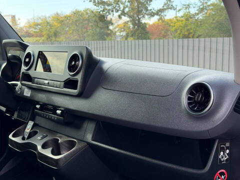 2023 Mercedes-Benz Sprinter 3500XD