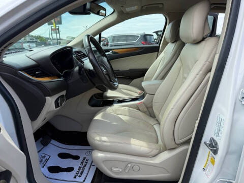 2019 Lincoln MKC Select
