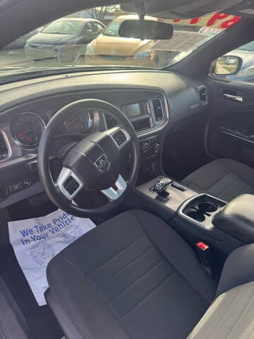 2014 Dodge Charger SE