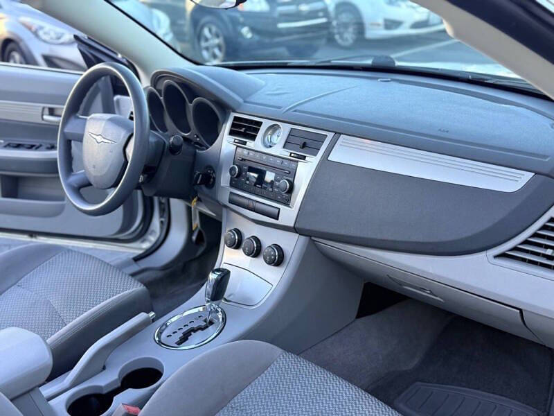 2008 Chrysler Sebring LX