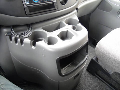 2004 Ford E-Series E-250