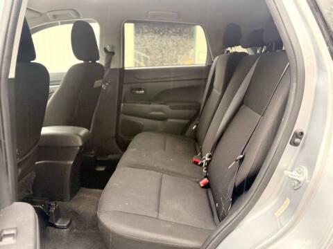 2011 Mitsubishi Outlander Sport ES