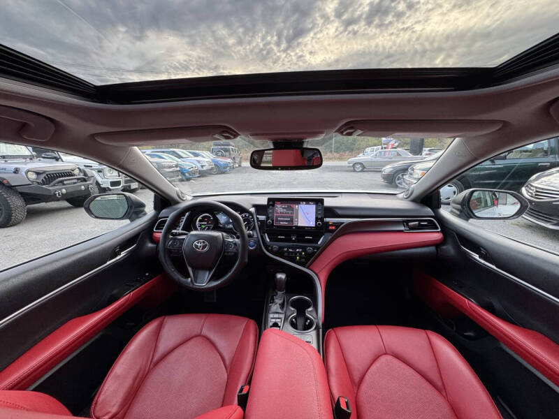 2024 Toyota Camry Hybrid XSE