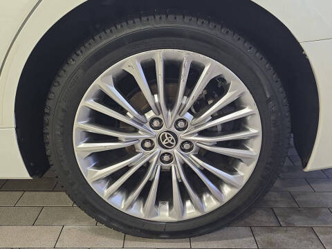 2020 Toyota Avalon Hybrid Limited