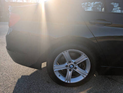 2012 BMW 3 Series 328i