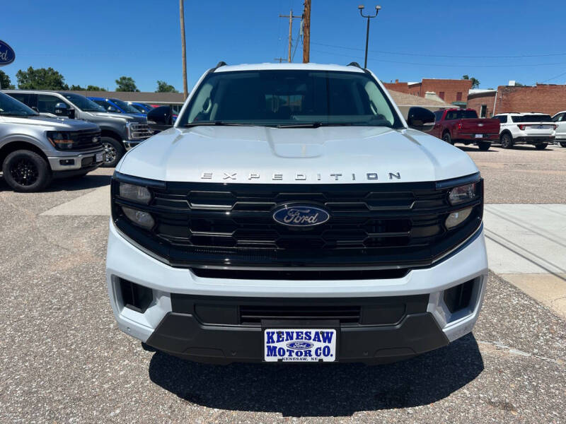 2026 Ford Expedition MAX Active