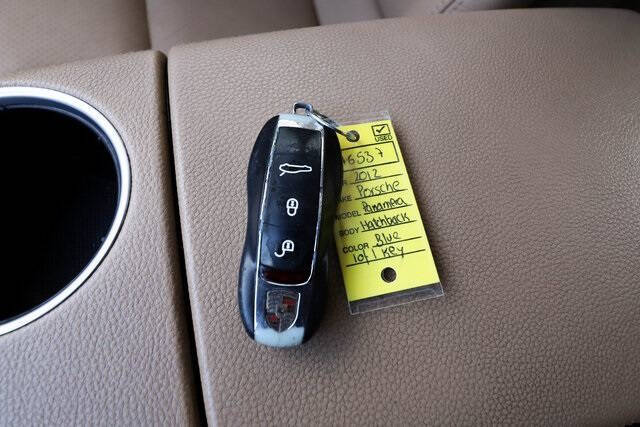 2012 Porsche Panamera 4