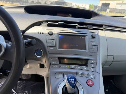 2012 Toyota Prius Two