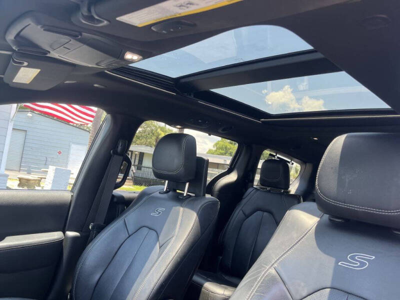 2018 Chrysler Pacifica Touring L Plus