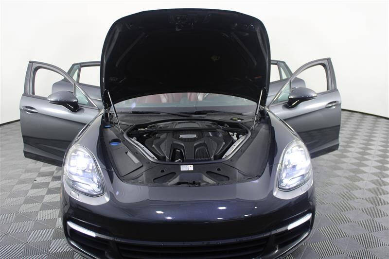 2018 Porsche Panamera