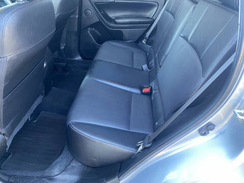 2014 Subaru Forester 2.5i Touring