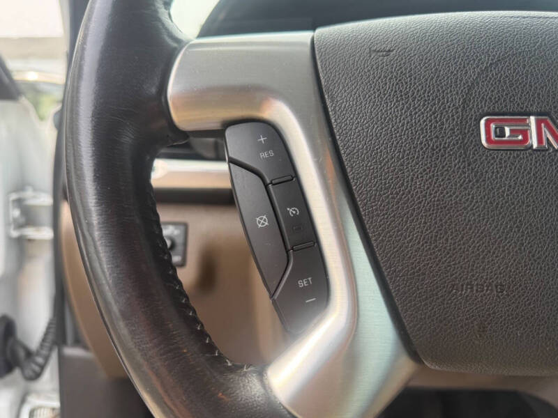 2016 GMC Acadia SLT-1