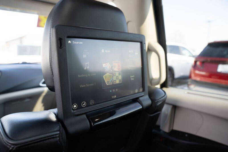 2018 Chrysler Pacifica Hybrid Limited