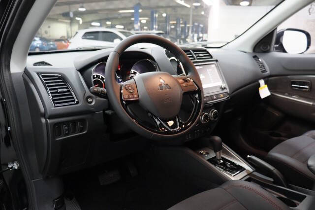 2026 Mitsubishi Outlander Sport SE