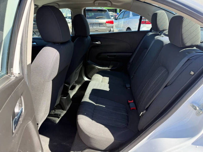 2017 Chevrolet Sonic LT Auto