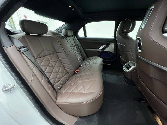 2025 BMW 7 Series 740i xDrive