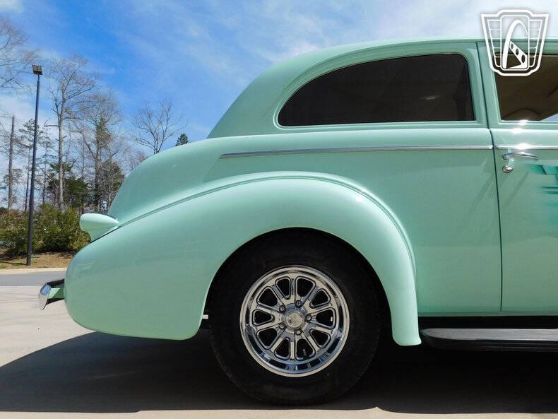 1939 Pontiac Silver Streak