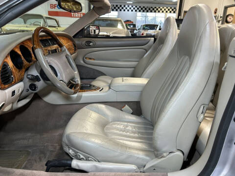 2000 Jaguar XKR