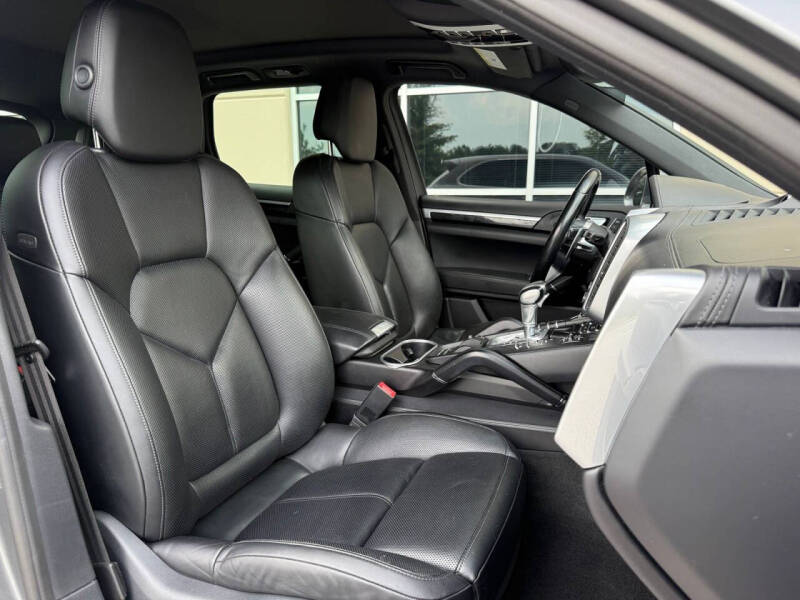 2017 Porsche Cayenne S