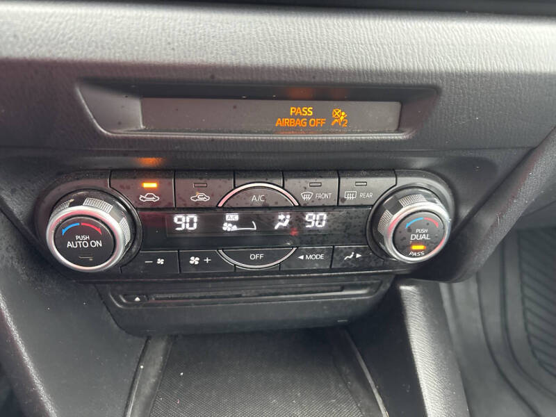 2015 Mazda MAZDA3 i Touring