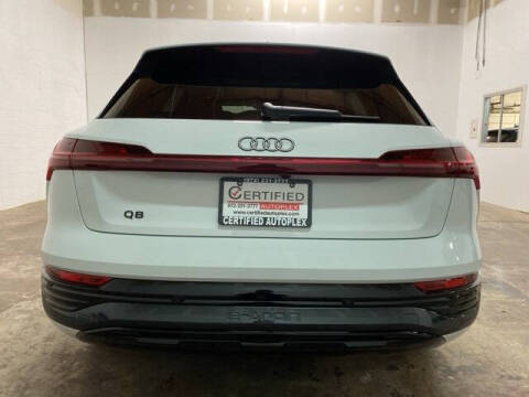 2024 Audi Q8 e-tron quattro Premium Plus