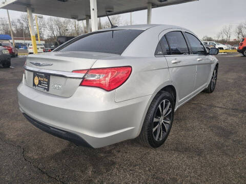 2012 Chrysler 200 S
